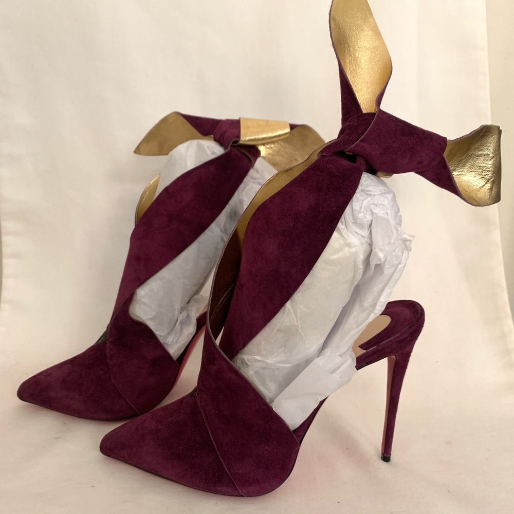 Christian Louboutin Purple Suede Leather Pumps